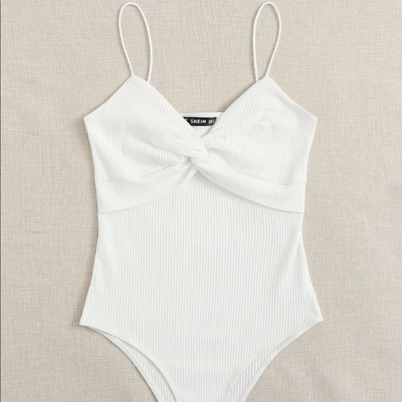 SHEIN Tops - 🌸 NWT White Twist Front Ribbed Bodysuit